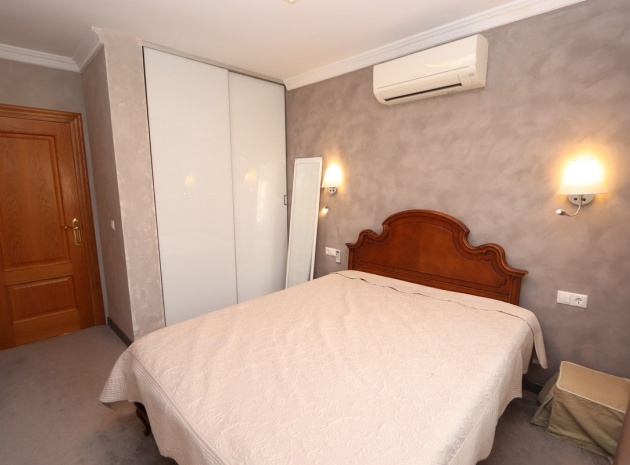 Wiederverkauf - Villa - Torrevieja - Torrevieja Centro