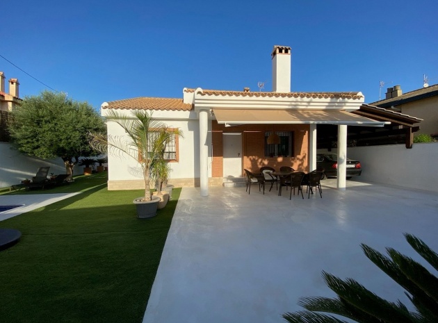 Återförsäljning - Villa - Pilar de la Horadada - Torre De La Horadada