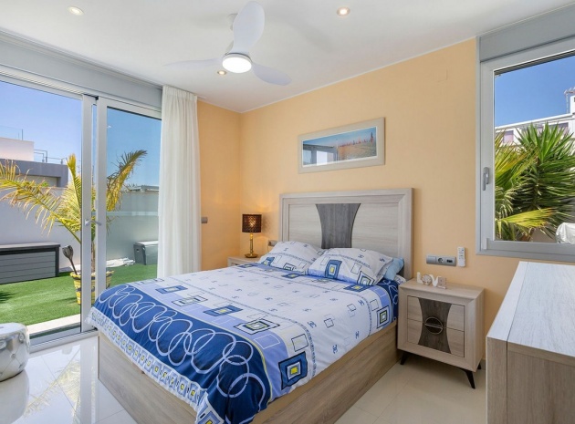 Revente - Villa - Torrevieja - El Chaparral