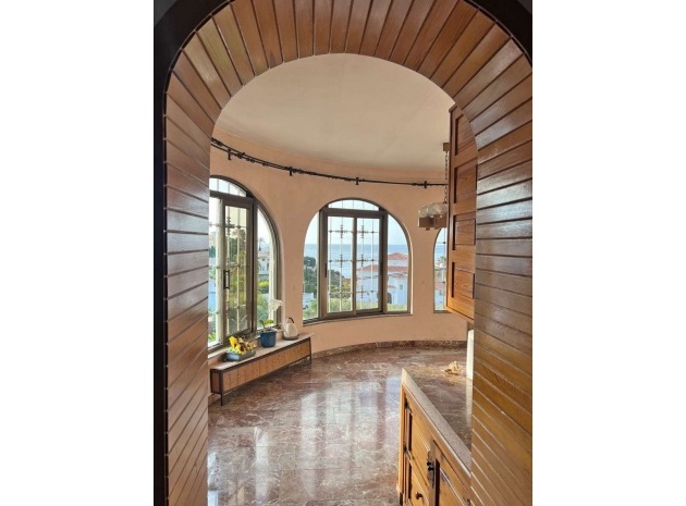 Resale - Villa - Calpe - Calpe Centro