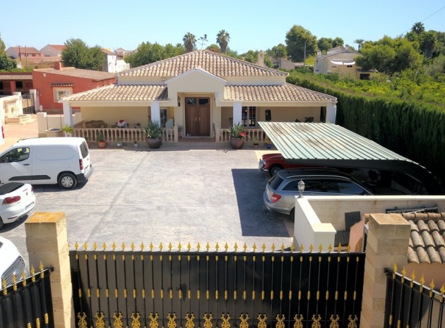 Wiederverkauf - Villa - Almoradi - Heredades