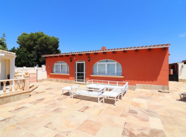 Wiederverkauf - Villa - Almoradi - Heredades