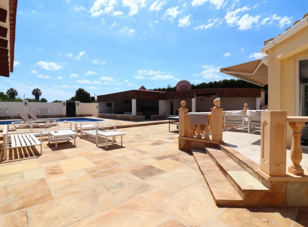 Wiederverkauf - Villa - Almoradi - Heredades