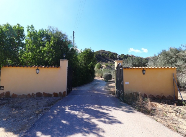 Wiederverkauf - Villa - Aspe - Aspe Centro