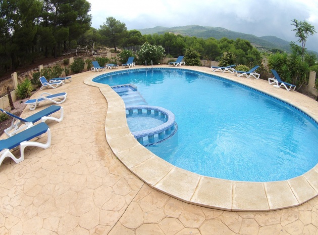 Wiederverkauf - Villa - Ibi - Ibi Centro