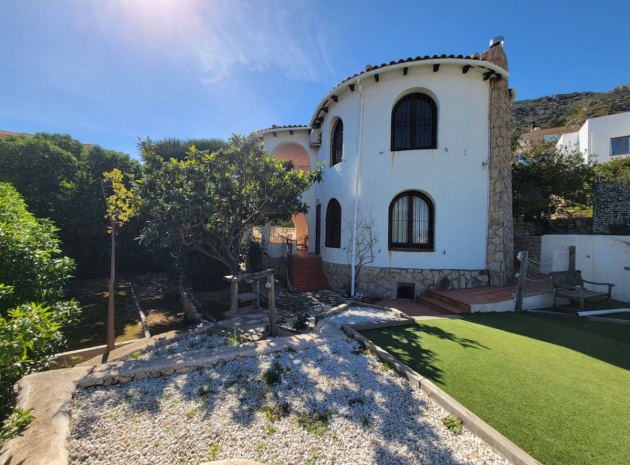 Resale - Villa - Calpe - Calpe Centro