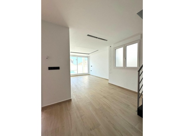 Wederverkoop - Villa - Torrevieja - Aguas Nuevas