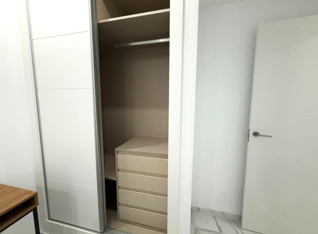 Resale - Apartment - Torrevieja