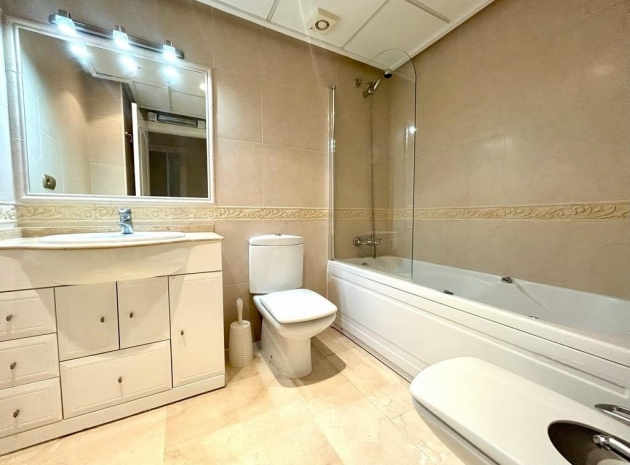 Wiederverkauf - Wohnung - Cabo Roig