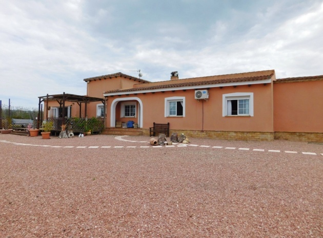 Resale - Villa - Dolores - Dolores Centro