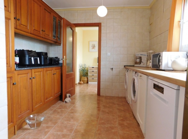 Resale - Villa - Dolores - Dolores Centro