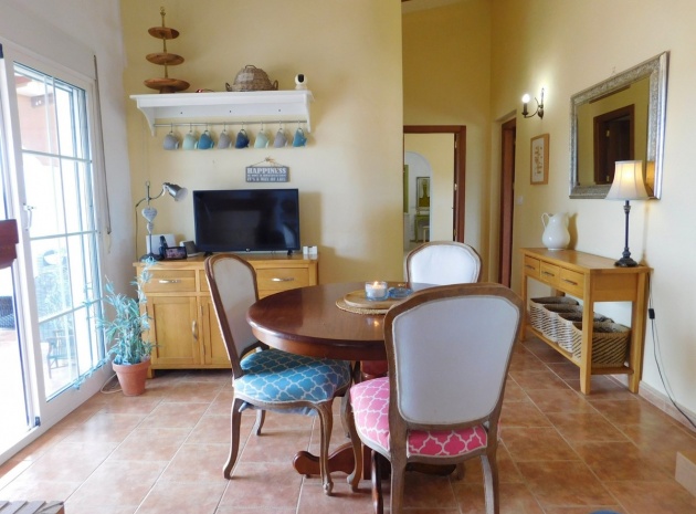 Resale - Villa - Dolores - Dolores Centro