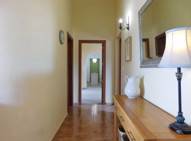 Resale - Villa - Dolores - Dolores Centro