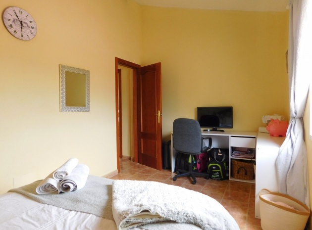 Resale - Villa - Dolores - Dolores Centro