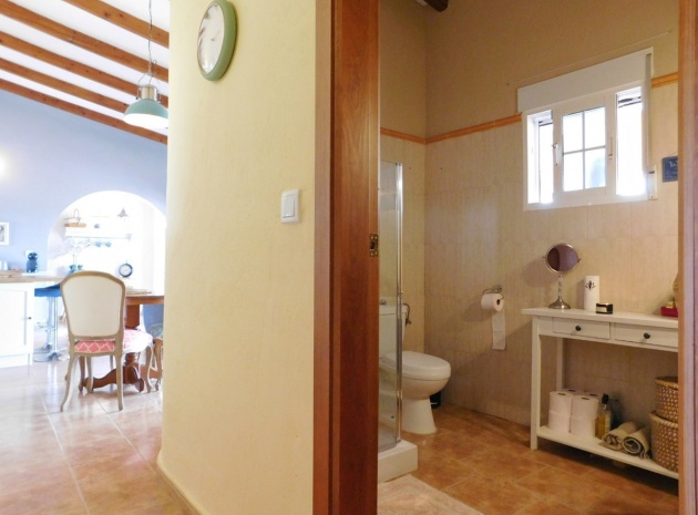 Resale - Villa - Dolores - Dolores Centro