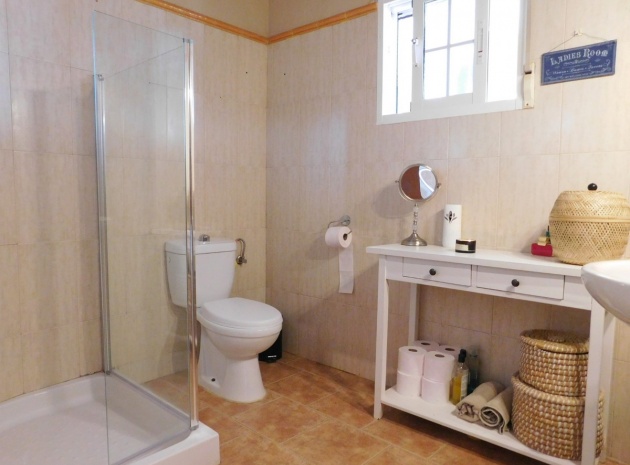 Resale - Villa - Dolores - Dolores Centro