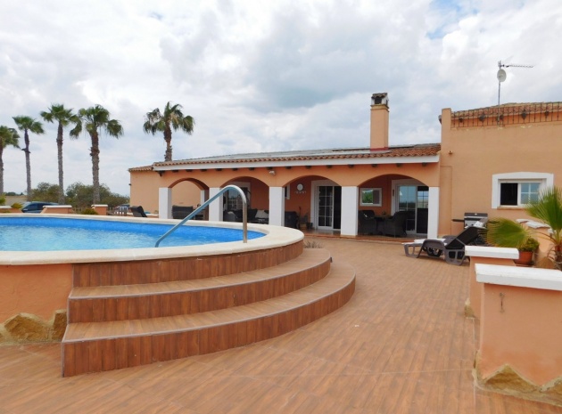 Resale - Villa - Dolores - Dolores Centro