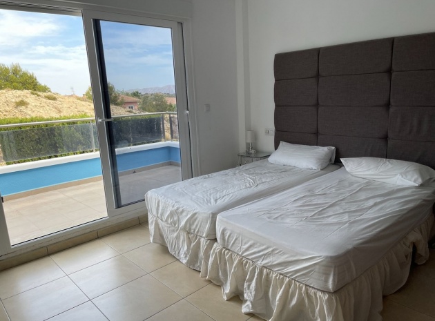 Återförsäljning - Villa - Monforte Del Cid - Monforte del Cid Centro