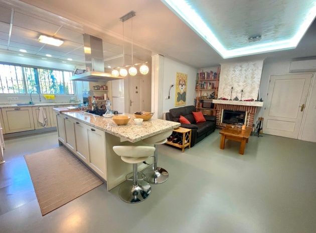 Wederverkoop - Country Property - Crevillente