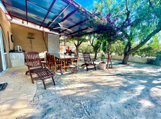 Wederverkoop - Country Property - Crevillente