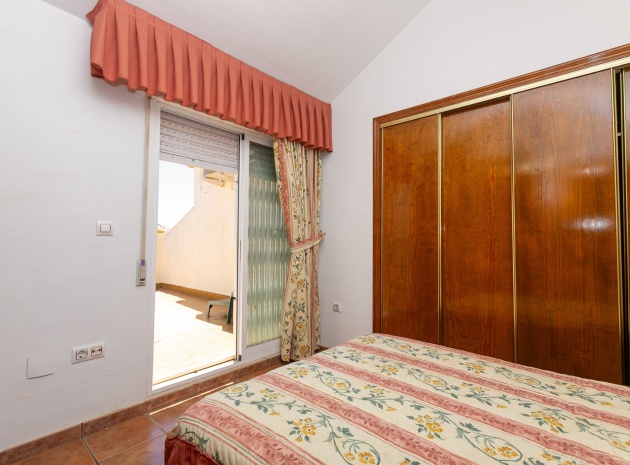 Resale - Townhouse - La Zenia