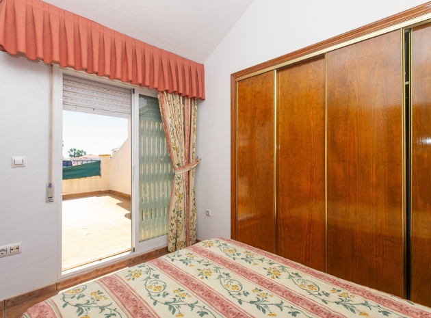 Resale - Townhouse - La Zenia
