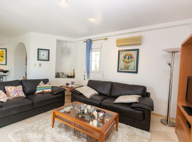 Resale - Villa - Villamartin - rioja