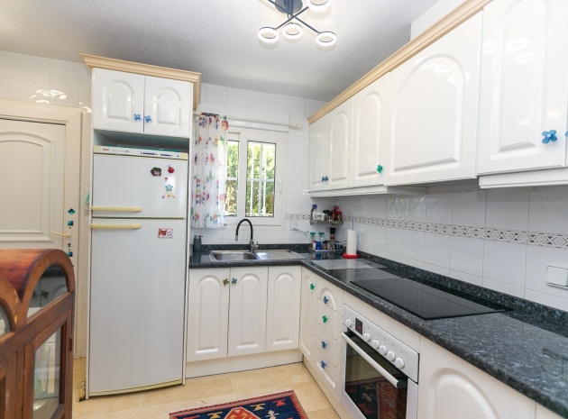 Resale - Villa - Villamartin - rioja