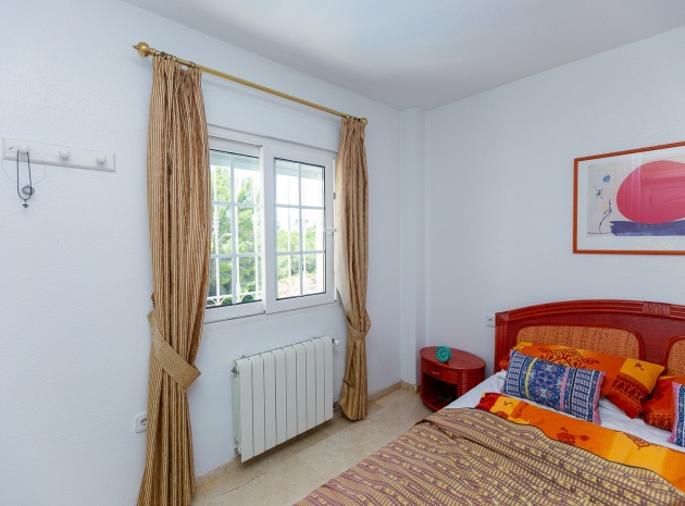 Resale - Villa - Villamartin - rioja