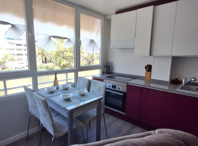Wiederverkauf - Wohnung - Torrevieja - Torrevieja Centro