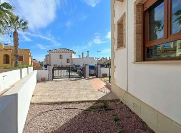 Wiederverkauf - Villa - Algorfa - La Finca Golf Resort