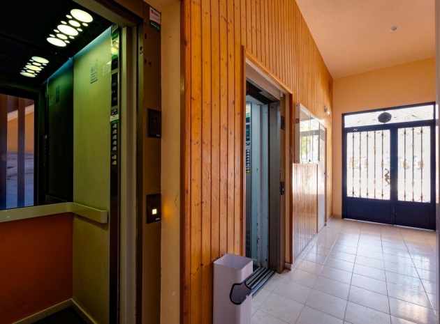 Wiederverkauf - Wohnung - Torrevieja - La Mata