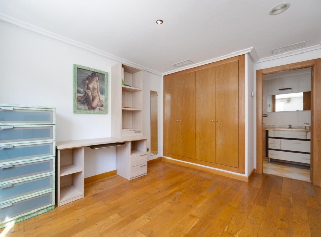 Wederverkoop - Appartement - Torrevieja - Torrevieja Centro