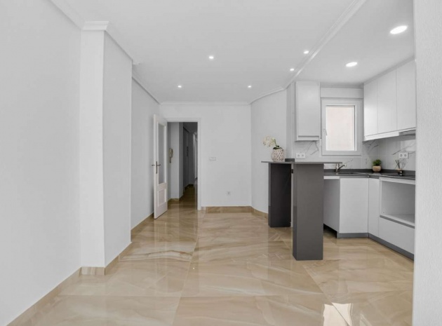 Wederverkoop - Appartement - Torrevieja - Torrevieja Centro