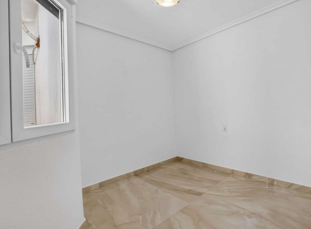 Wederverkoop - Appartement - Torrevieja - Torrevieja Centro