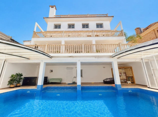 Wiederverkauf - Villa - Orihuela - Campoamor