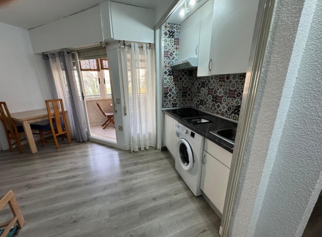 Wiederverkauf - Wohnung - Torrevieja - Torrevieja Centro