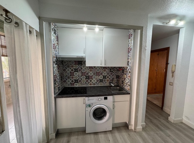 Wiederverkauf - Wohnung - Torrevieja - Torrevieja Centro