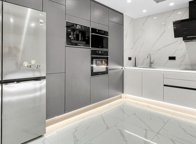 Wederverkoop - Appartement - Torrevieja - Torrevieja Centro