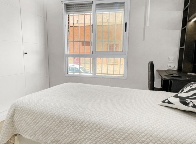 Wederverkoop - Appartement - Torrevieja - Torrevieja Centro
