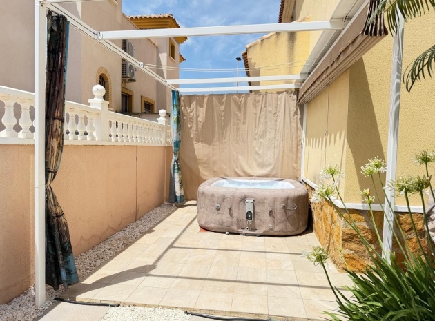 Wiederverkauf - Villa - Orihuela - Villamartin