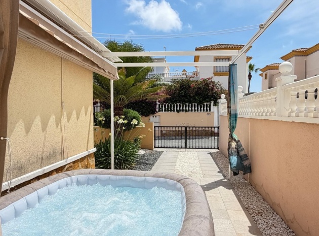Wiederverkauf - Villa - Orihuela - Villamartin