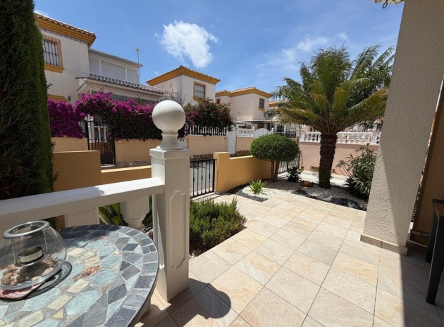 Wiederverkauf - Villa - Orihuela - Villamartin