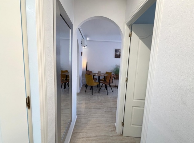 Wiederverkauf - Villa - Orihuela - Villamartin