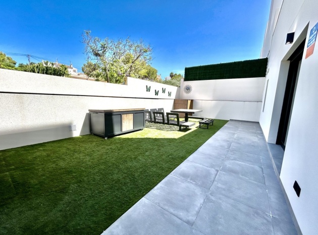 Wiederverkauf - Villa - Orihuela - Villamartin