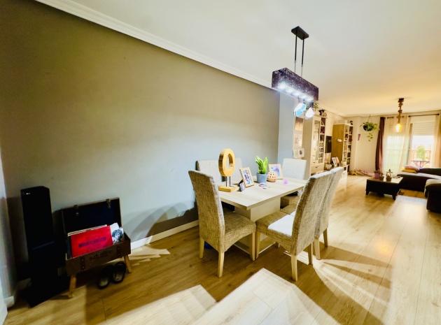 Wiederverkauf - Wohnung - Torrevieja - Beachside Torrevieja