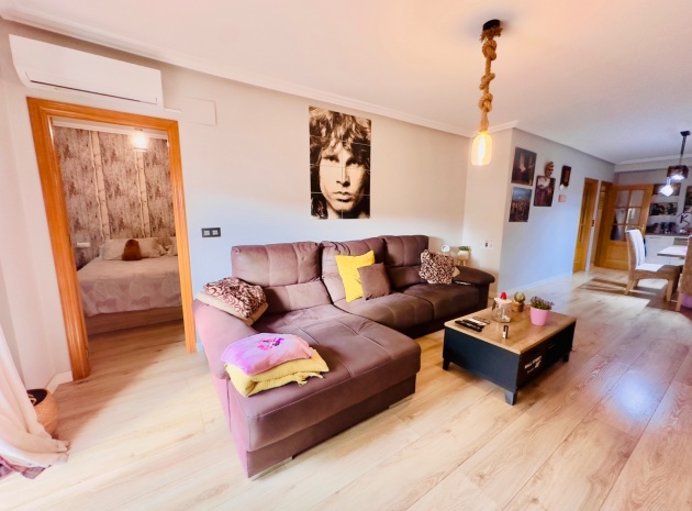 Wiederverkauf - Wohnung - Torrevieja - Beachside Torrevieja