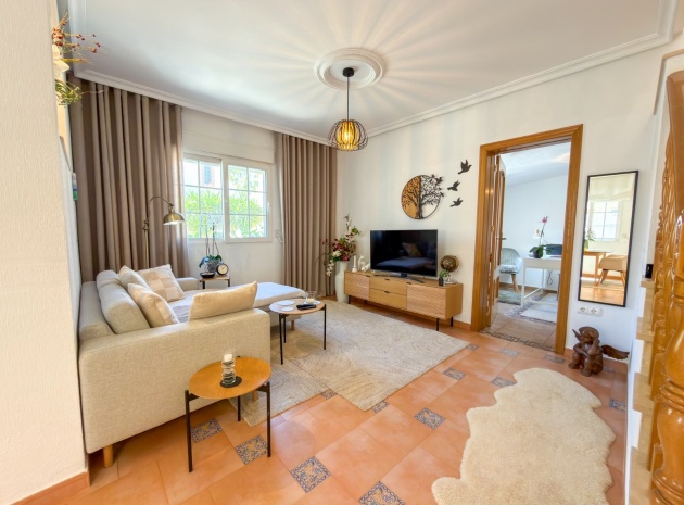 Återförsäljning - Villa - Villamartin - Los Dolses