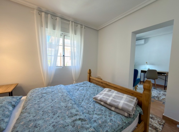 Återförsäljning - Villa - Villamartin - Los Dolses
