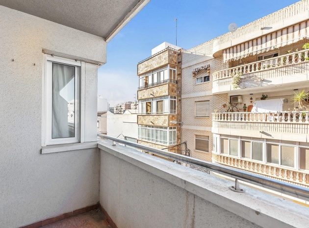 Resale - Apartment - Torrevieja - Beachside Torrevieja